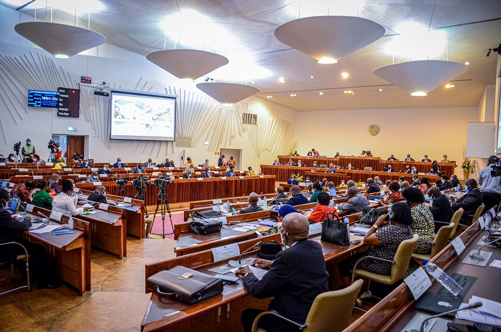 AR Parlamento C. Uqueio28129.jpg