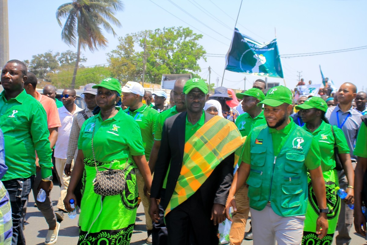 ANAMOLA partido Mocambique.jpg